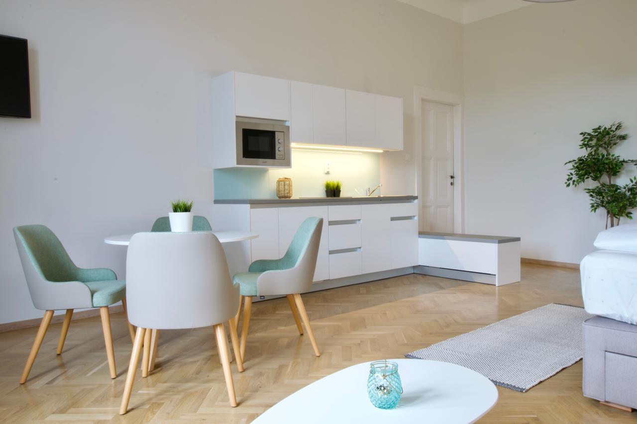 Europest Luxury Suites Будапеща Екстериор снимка