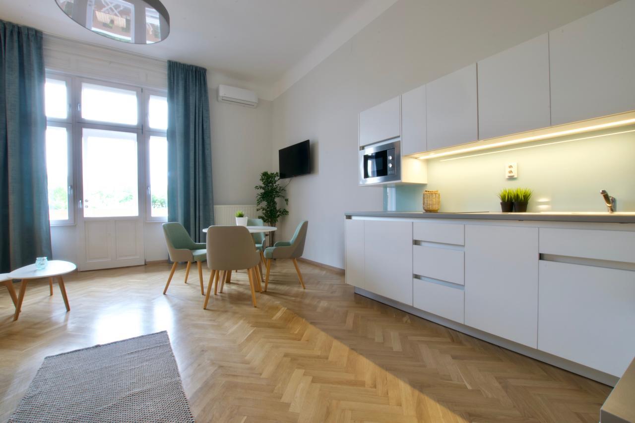 Europest Luxury Suites Будапеща Екстериор снимка