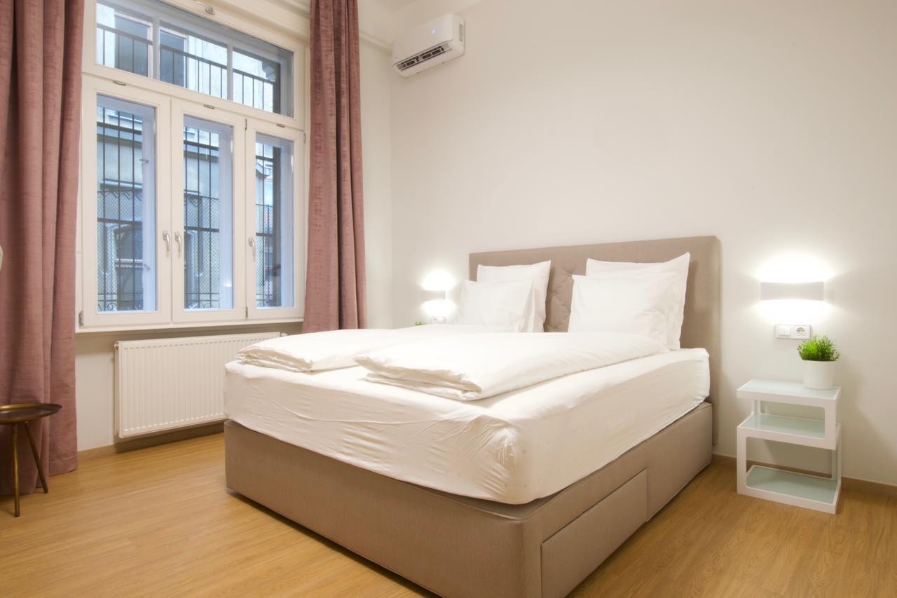 Europest Luxury Suites Будапеща Екстериор снимка