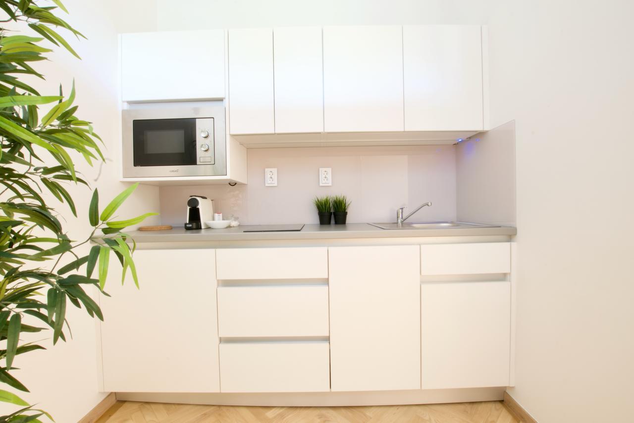 Europest Luxury Suites Будапеща Екстериор снимка