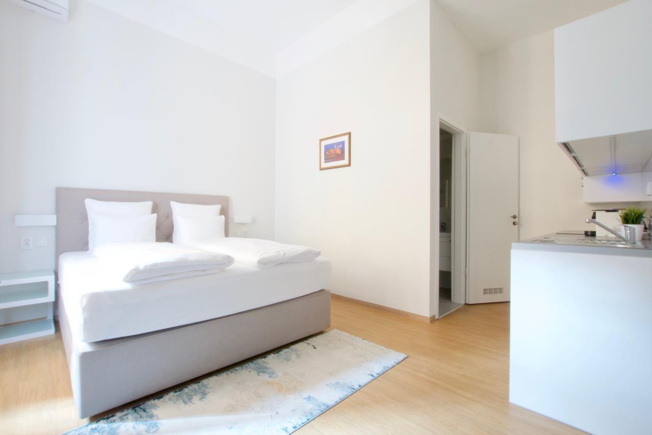 Europest Luxury Suites Будапеща Екстериор снимка