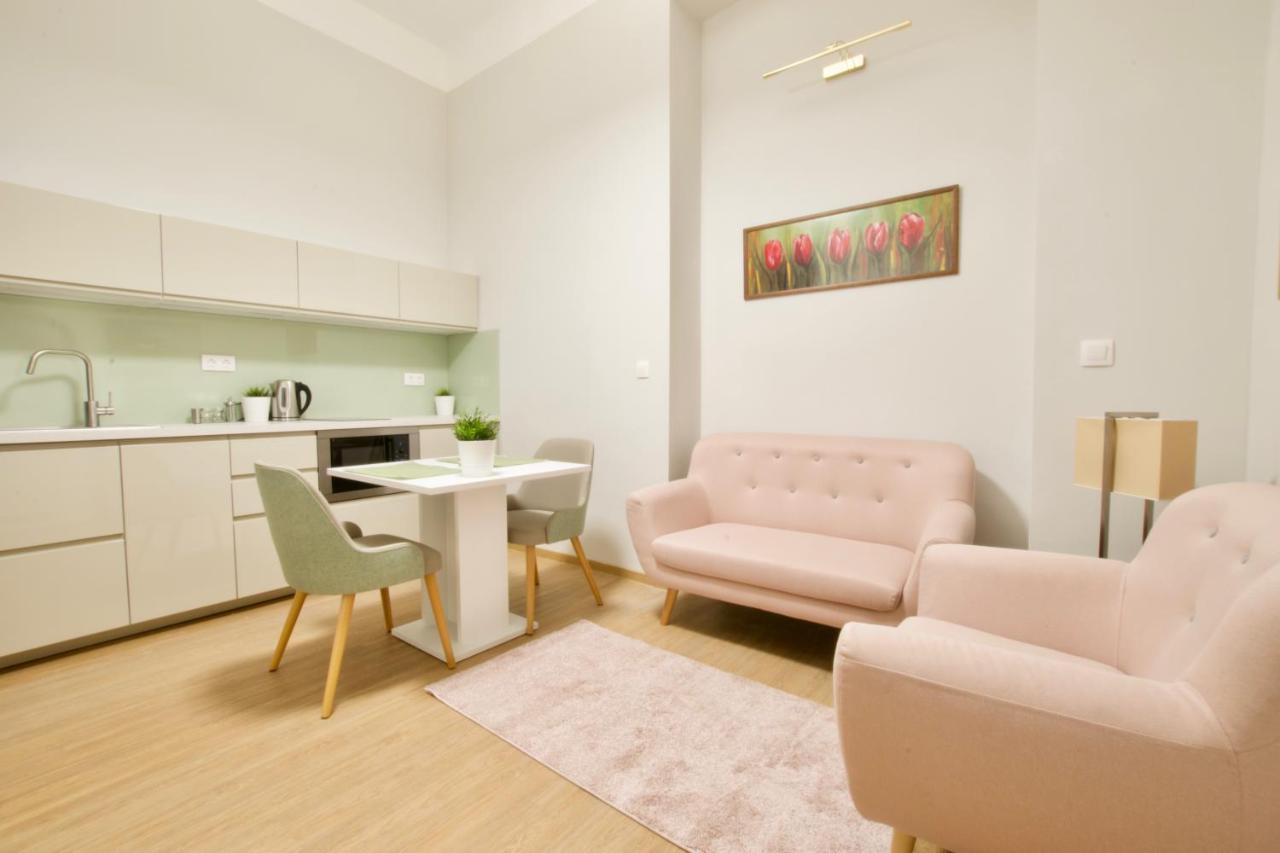 Europest Luxury Suites Будапеща Екстериор снимка